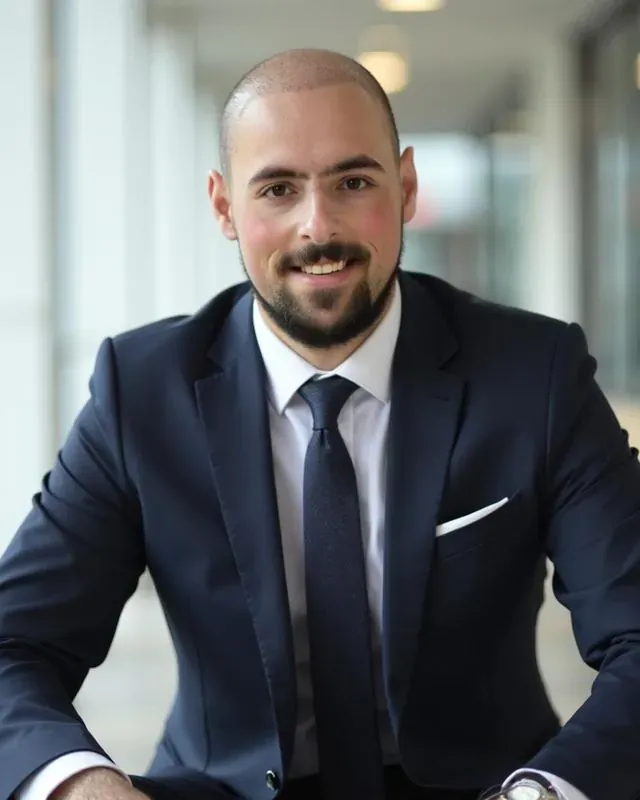 Roger Grekos, Law Clerk & Chief Operations Officer